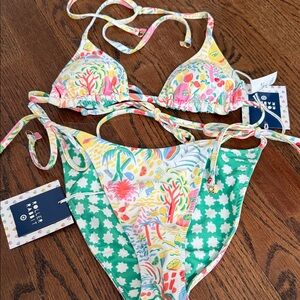 Roller rabbit Vacation/Star Geo Reversible Side-Tie triangle bikini set xs nwt